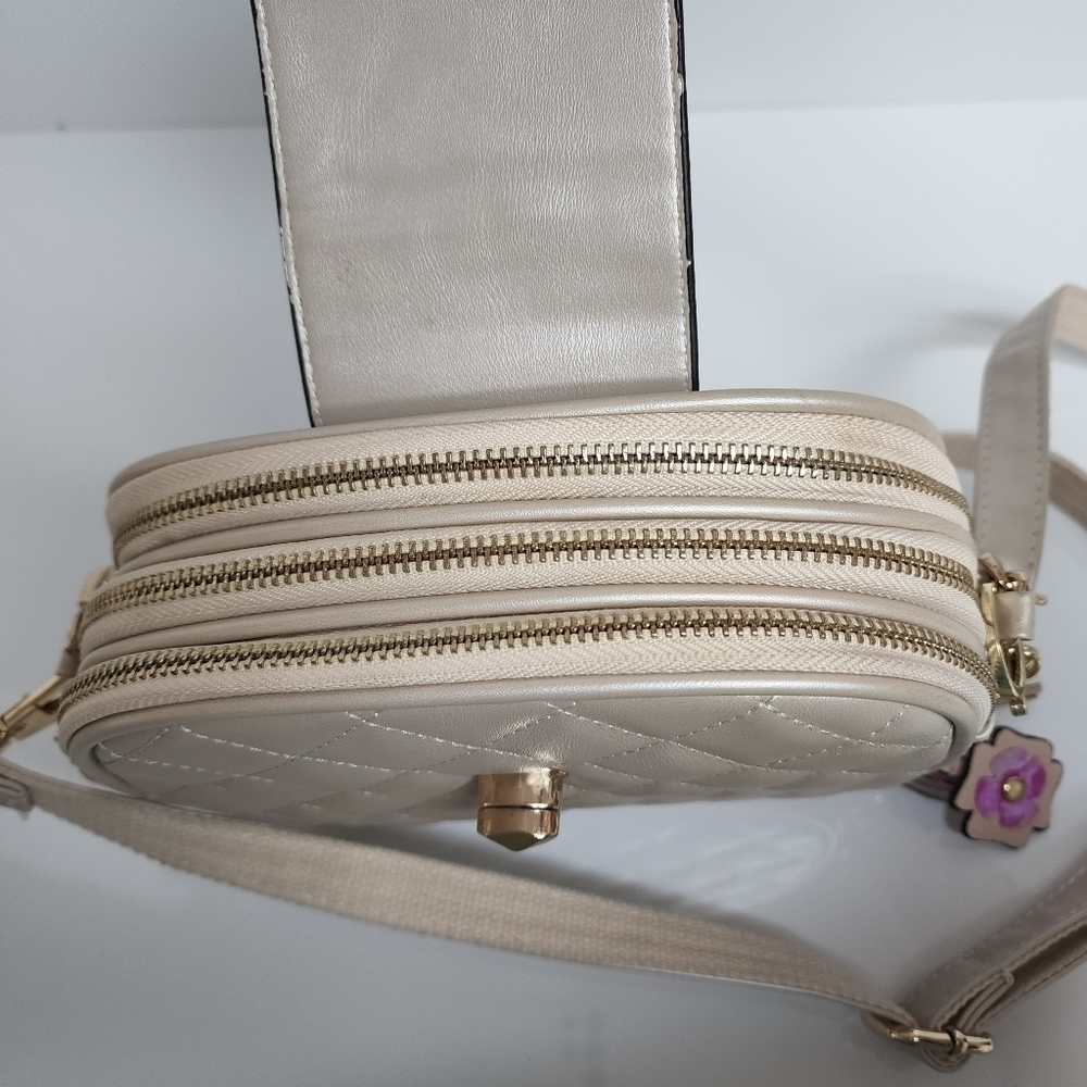BEIBAOBAO IRIDESCENT CROSSBODY BAG - Picture 10 of 13